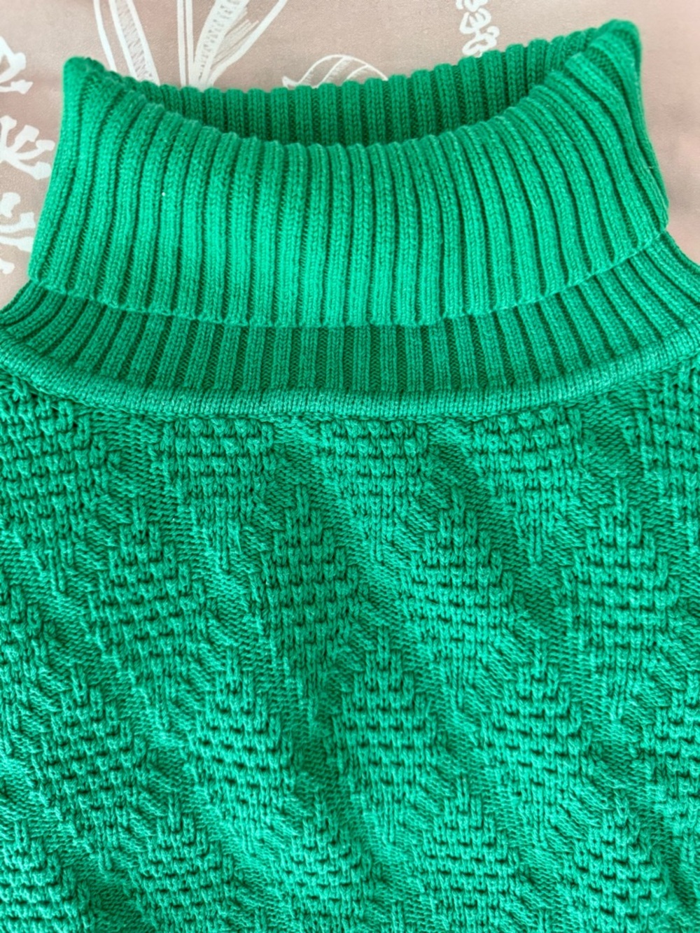VINTAGE Early 90s 100% Cotton Turtleneck Sweater! - Picture 5 of 10